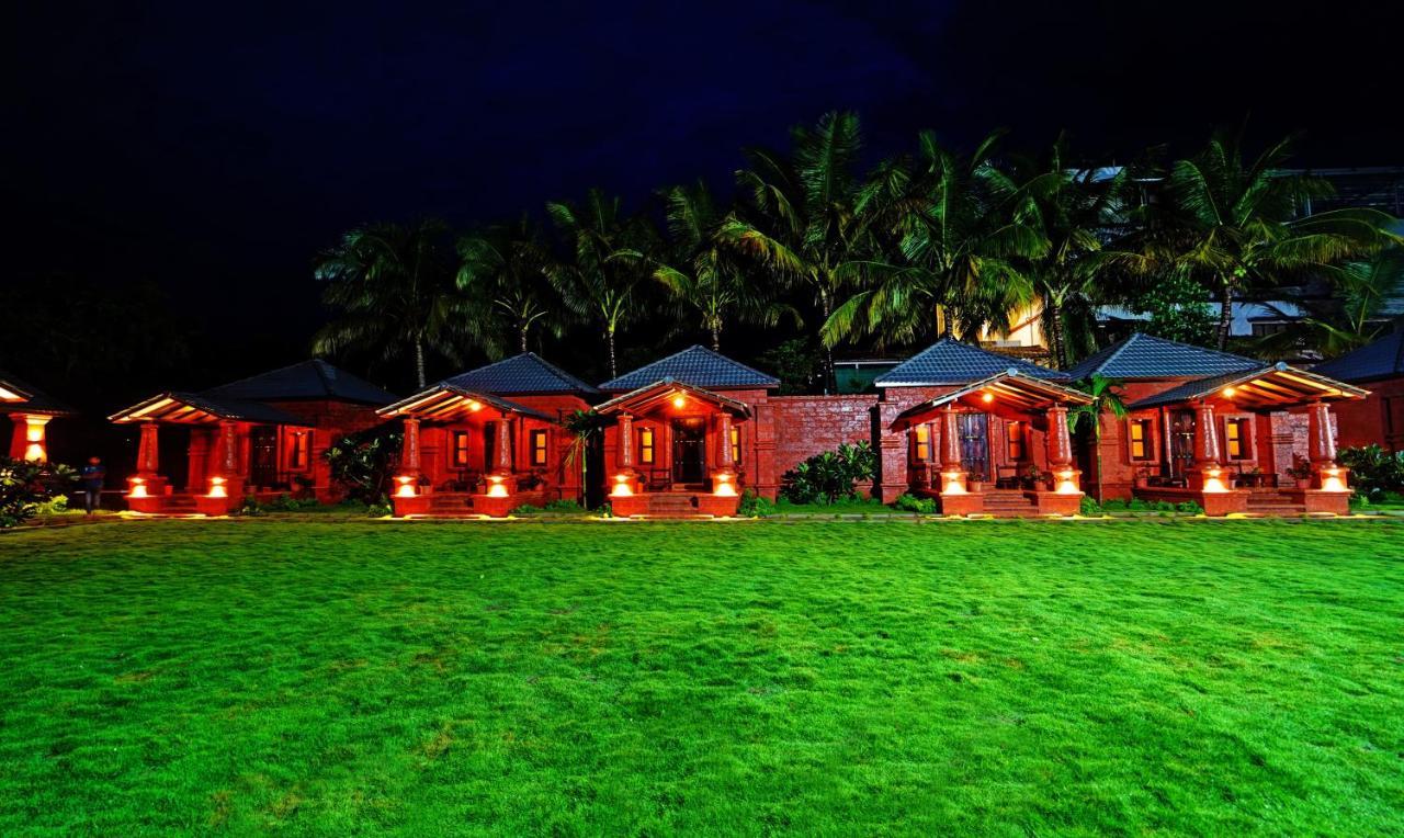 Siddhagiri Hotel And Resort Wai Esterno foto