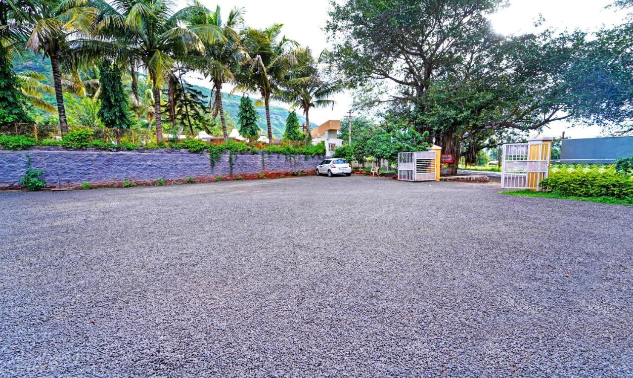 Siddhagiri Hotel And Resort Wai Esterno foto